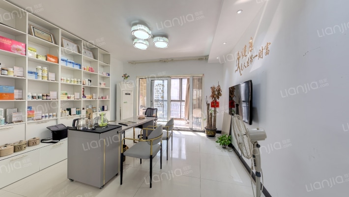 万国城MOMA一期二手房实景图