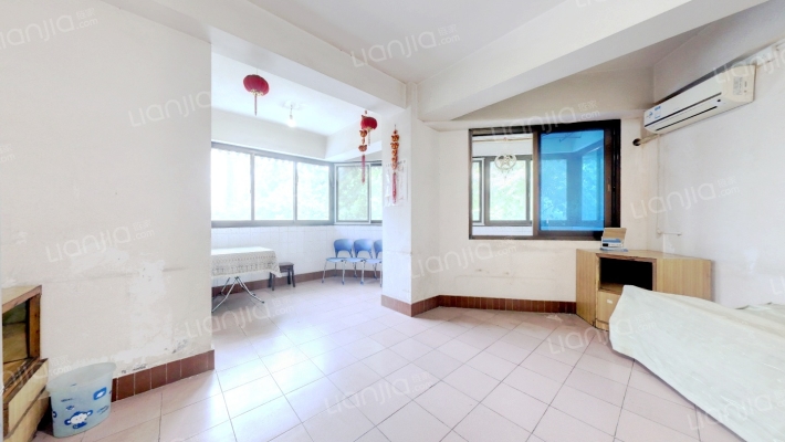 商业街6号二手房实景图