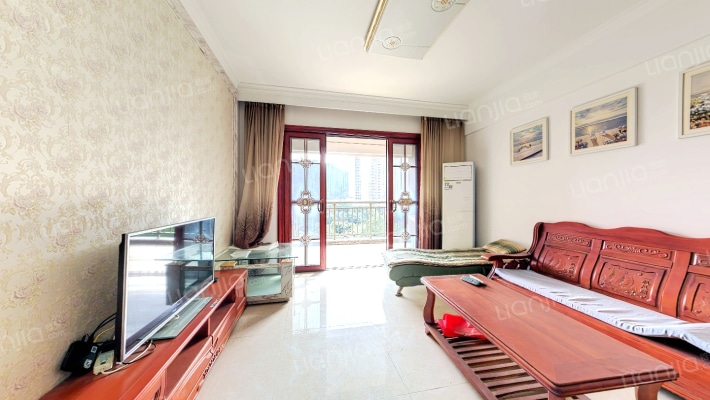 体育花园二手房实景图