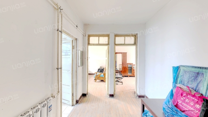 铁路16宿舍二手房实景图