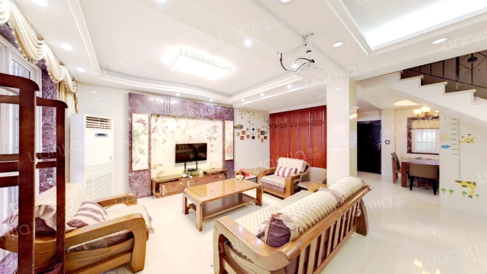 天宫庄园B区二手房实景图