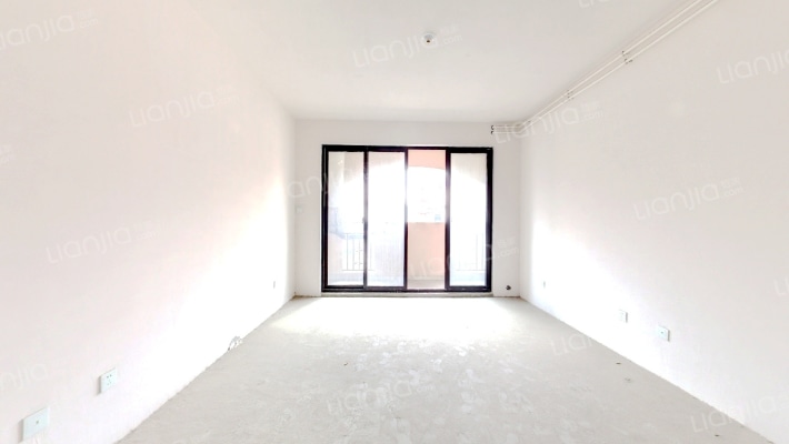 百合园二手房实景图