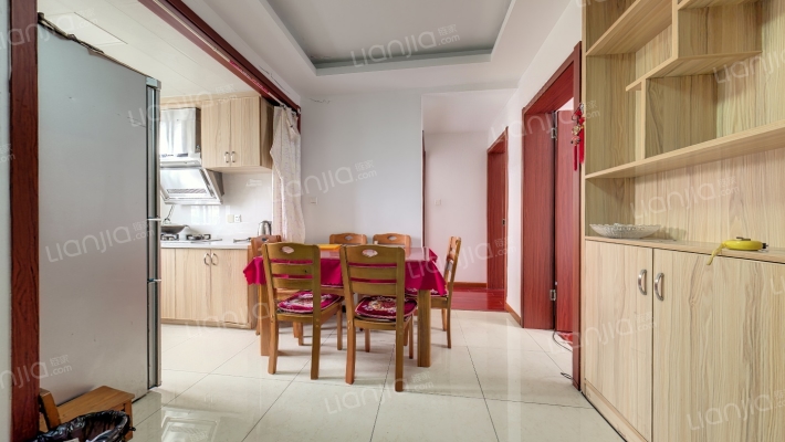 劳动路95号二手房实景图