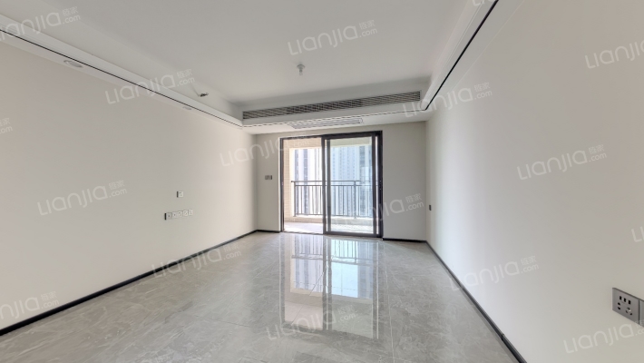 保利庭瑞阅江台雅园二手房实景图