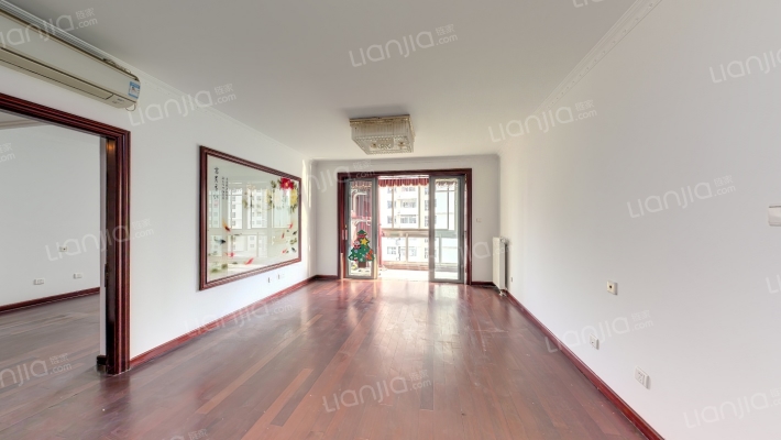 莱诗邸二手房实景图