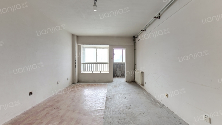 服装中心家属院二手房实景图