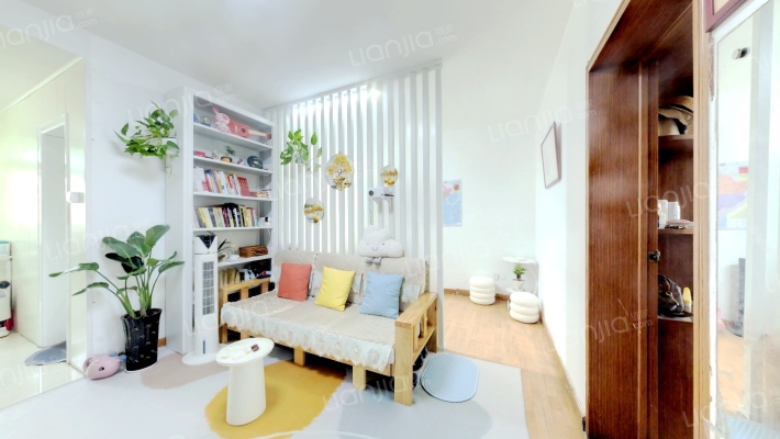 罗马花园二手房实景图