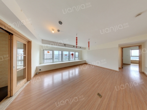 整租·万科魅力花园 4室2厅 南