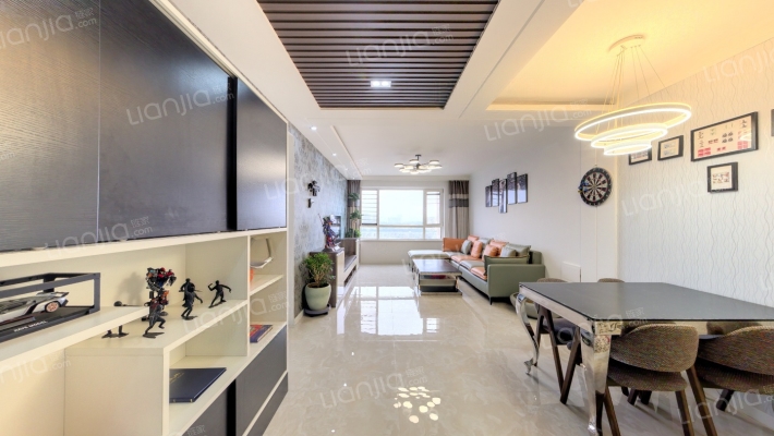 中海城阿尔卑斯二手房实景图