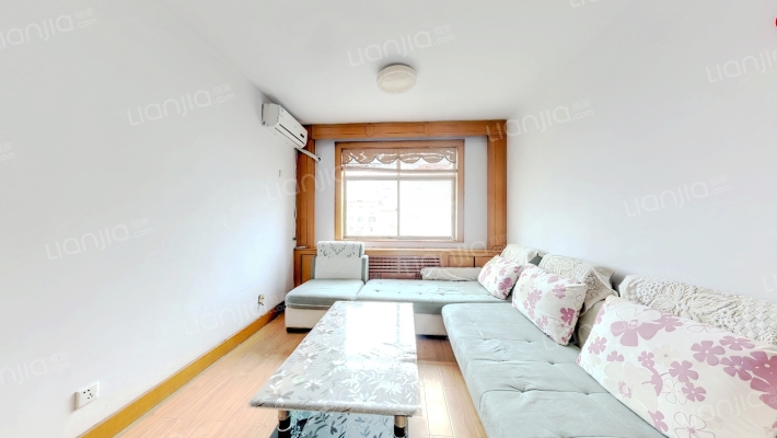 世纪新村中区二手房实景图