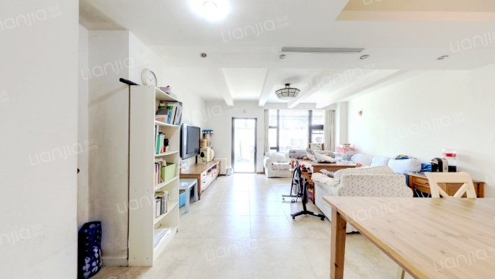 万科蓝山二手房实景图