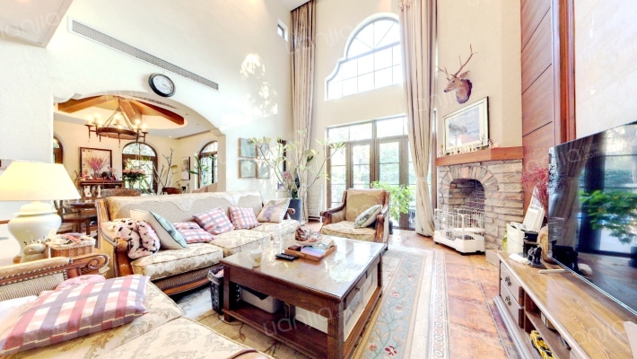 同润圣塔路斯二手房实景图