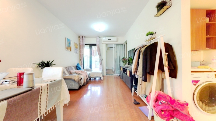 凯德都会晶彩二手房实景图