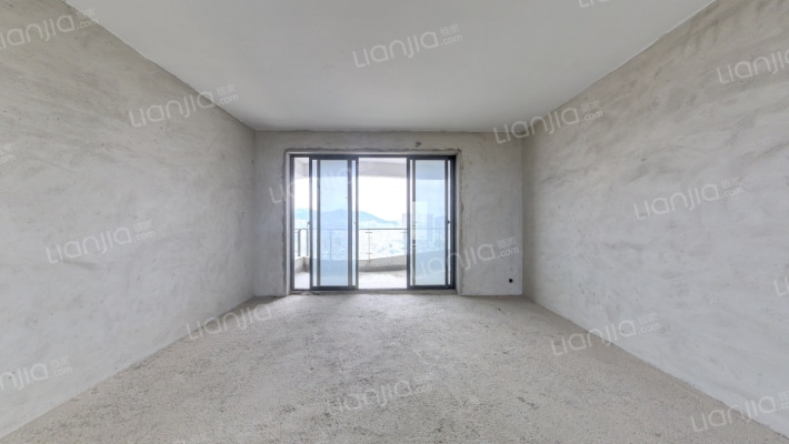 丽江东岸二手房实景图