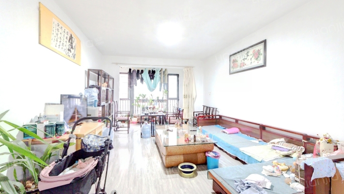 融创臻澜园二手房实景图