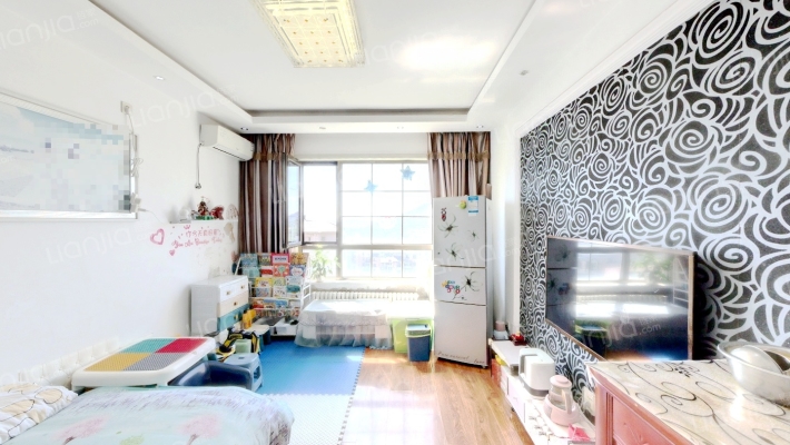 运达诺维溪谷三期二手房实景图