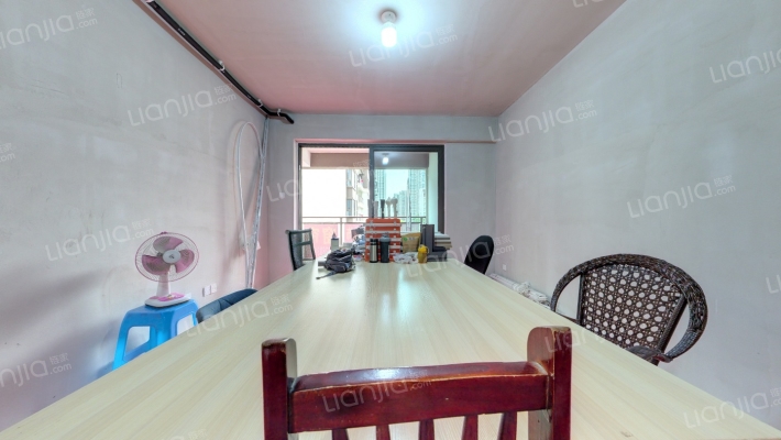 中铁城颐湖题院二手房实景图