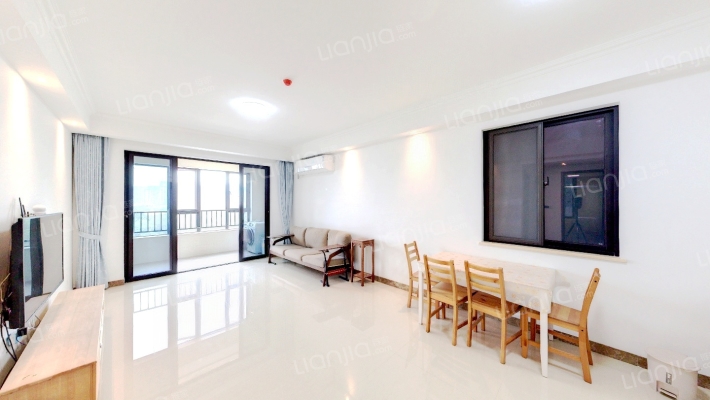 缘美公寓二手房实景图