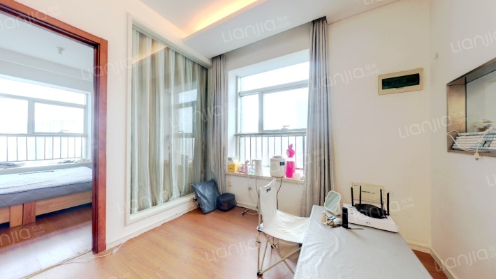 金岭尚座二手房实景图