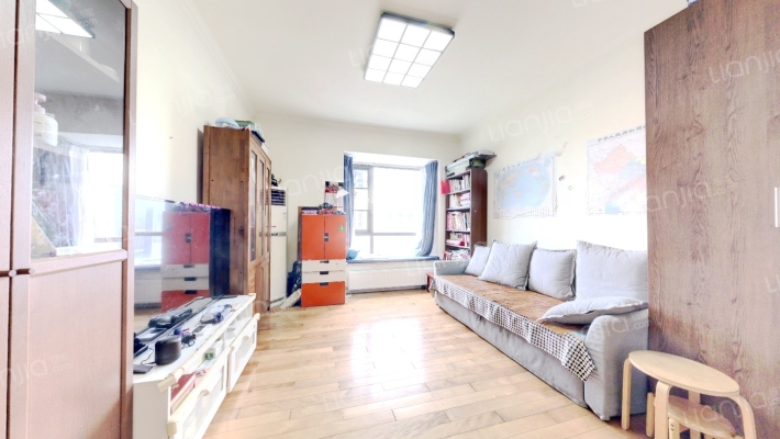 皇后国际二手房实景图