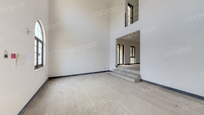 融创凡尔赛花园Ⅱ期二手房实景图