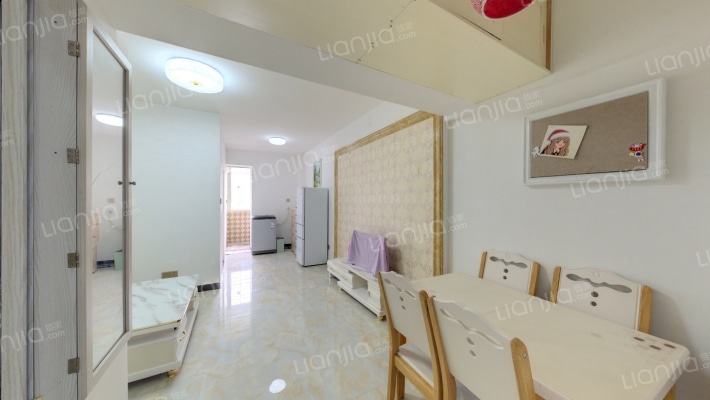 永同昌假日国际公寓二手房实景图