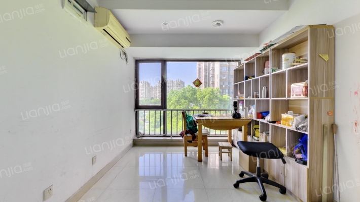 荣和怡景园二手房实景图