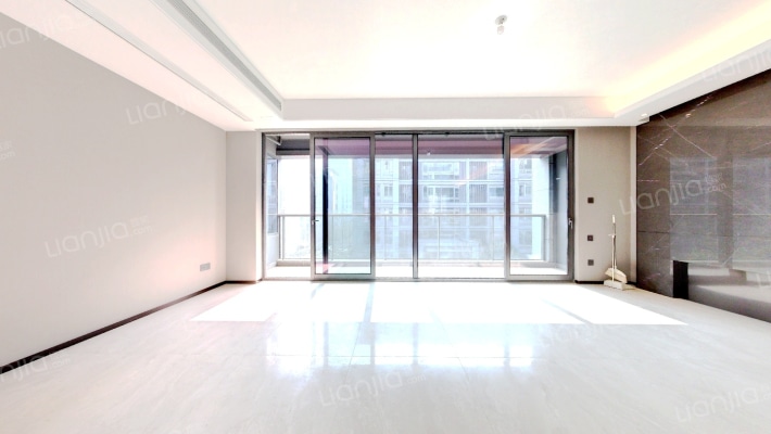 绿城春来晓园二手房实景图