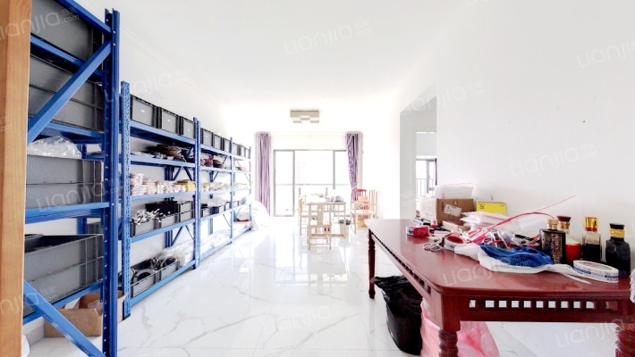 星河丹堤G区二手房实景图