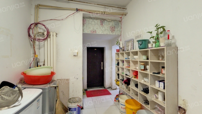 衬布总厂宿舍二手房实景图