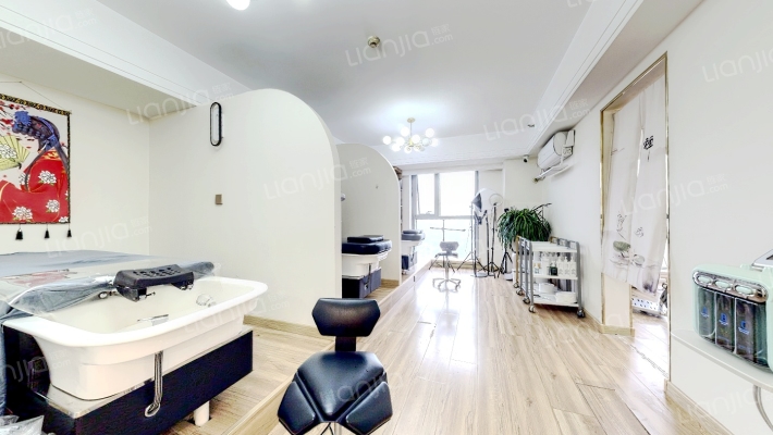 万达广场商务综合楼二手房实景图