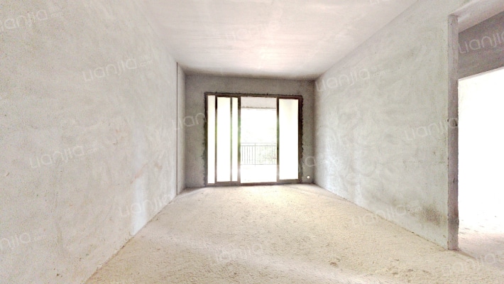 龙光城南四期二手房实景图