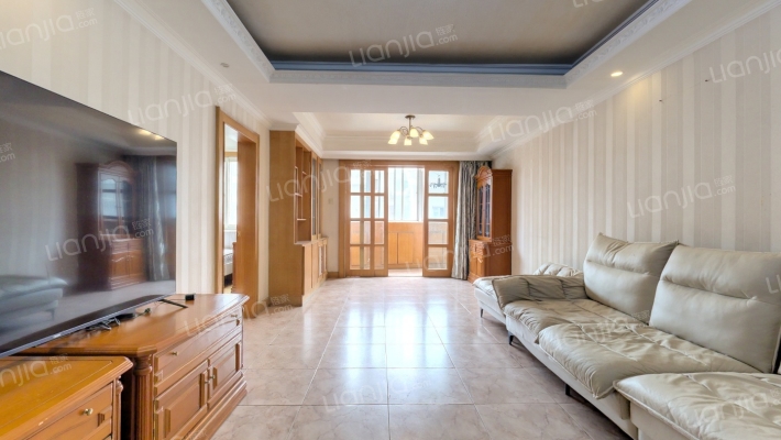 卧龙小区二手房实景图