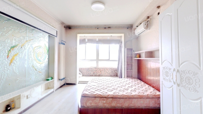 近水楼台二手房实景图