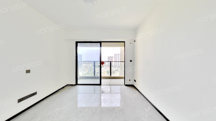 华侨城云尚二手房实景图