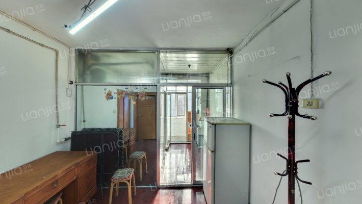 区教师局宿舍二手房实景图