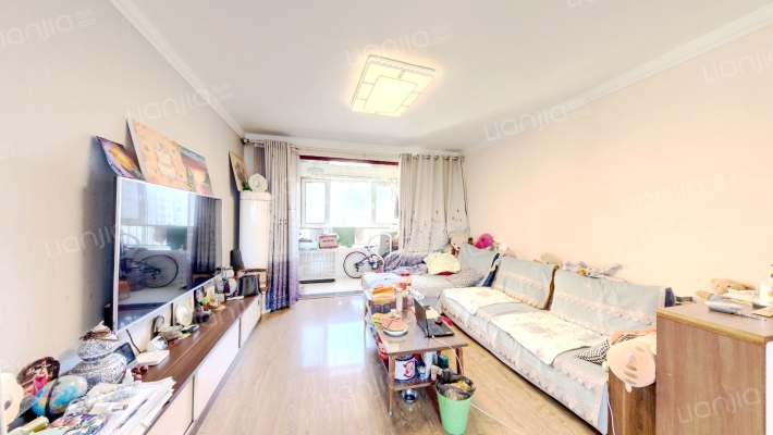 鲁能领秀城东一区二手房实景图