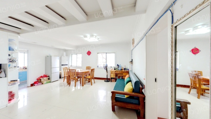 市建委宿舍二手房实景图