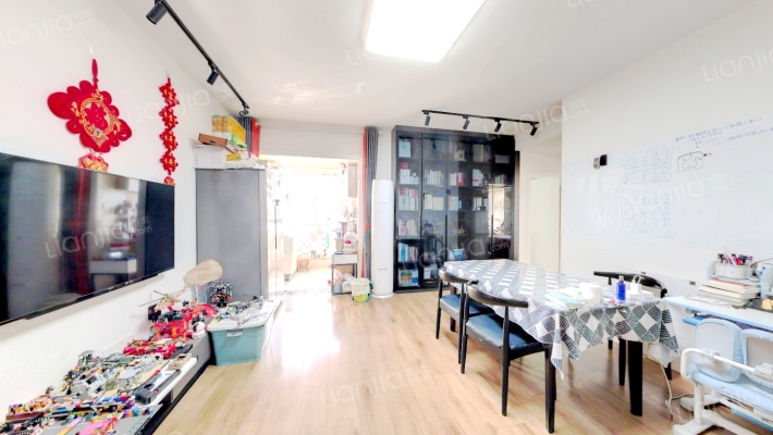 锦江明珠二手房实景图