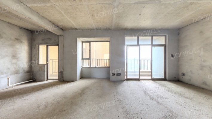 蓝湖城邦二手房实景图