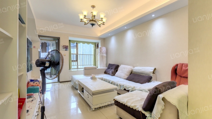 越秀星汇君泊三期二手房实景图