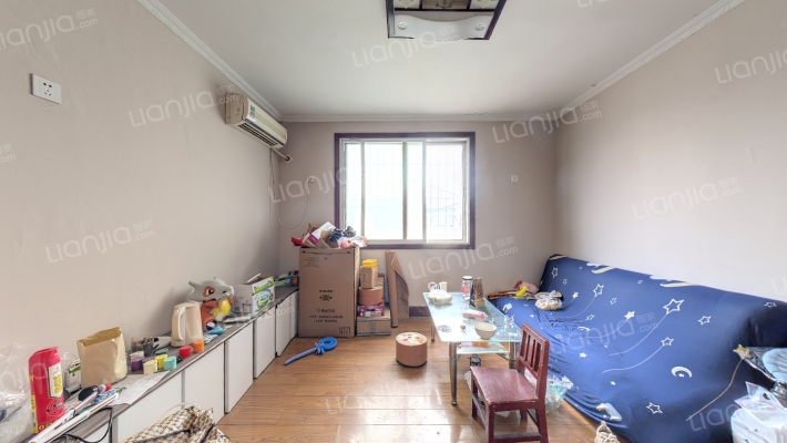 客运公司家属院二手房实景图