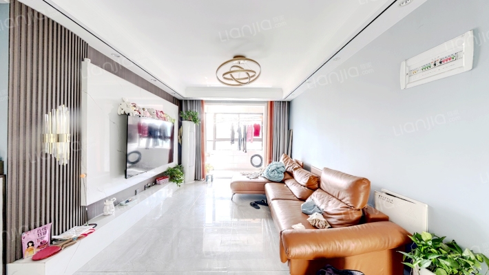 东方樾府二手房实景图