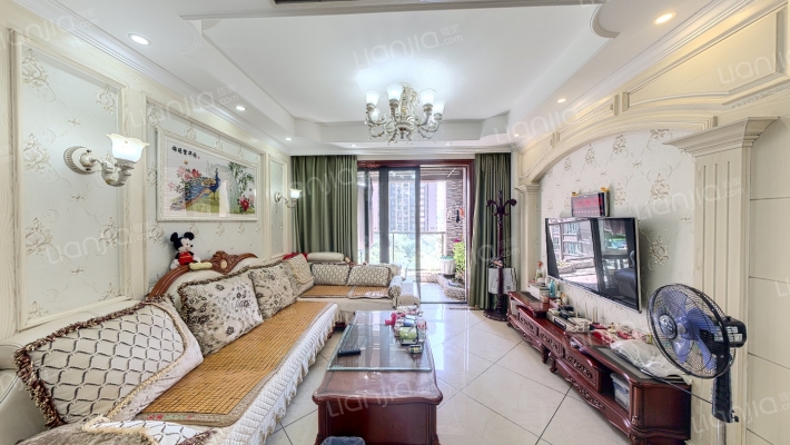 保利江上明珠畅园二手房实景图