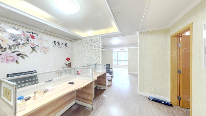 德思勤城市广场二手房实景图