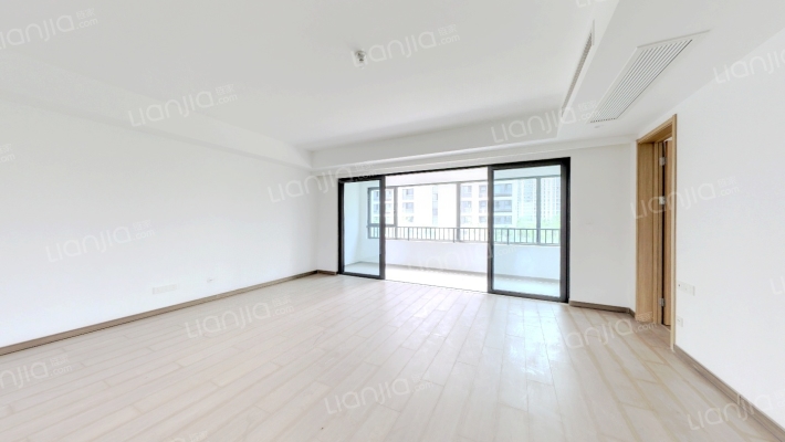 溧水金地峯范花园二手房实景图