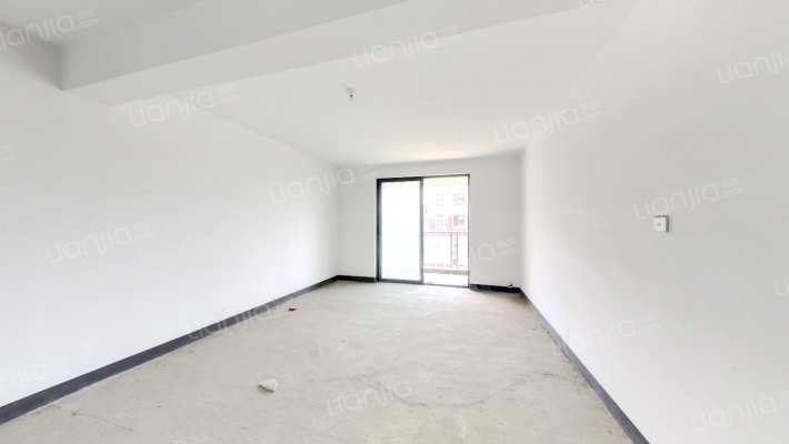 春江左岸二手房实景图