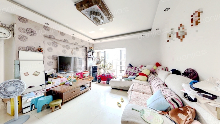 花样年花好园二手房实景图