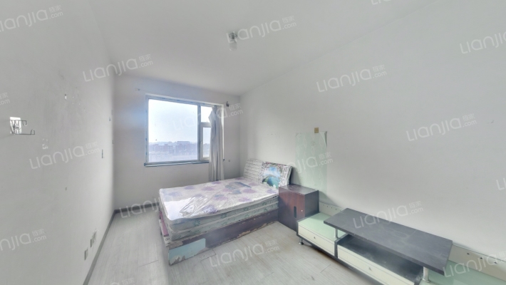 先行名苑二手房实景图