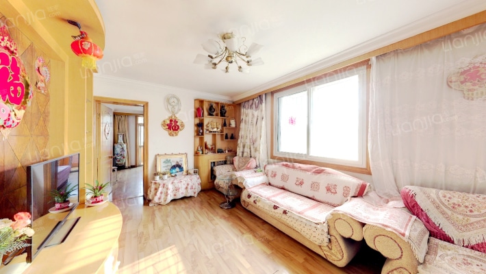 秀山花园二手房实景图